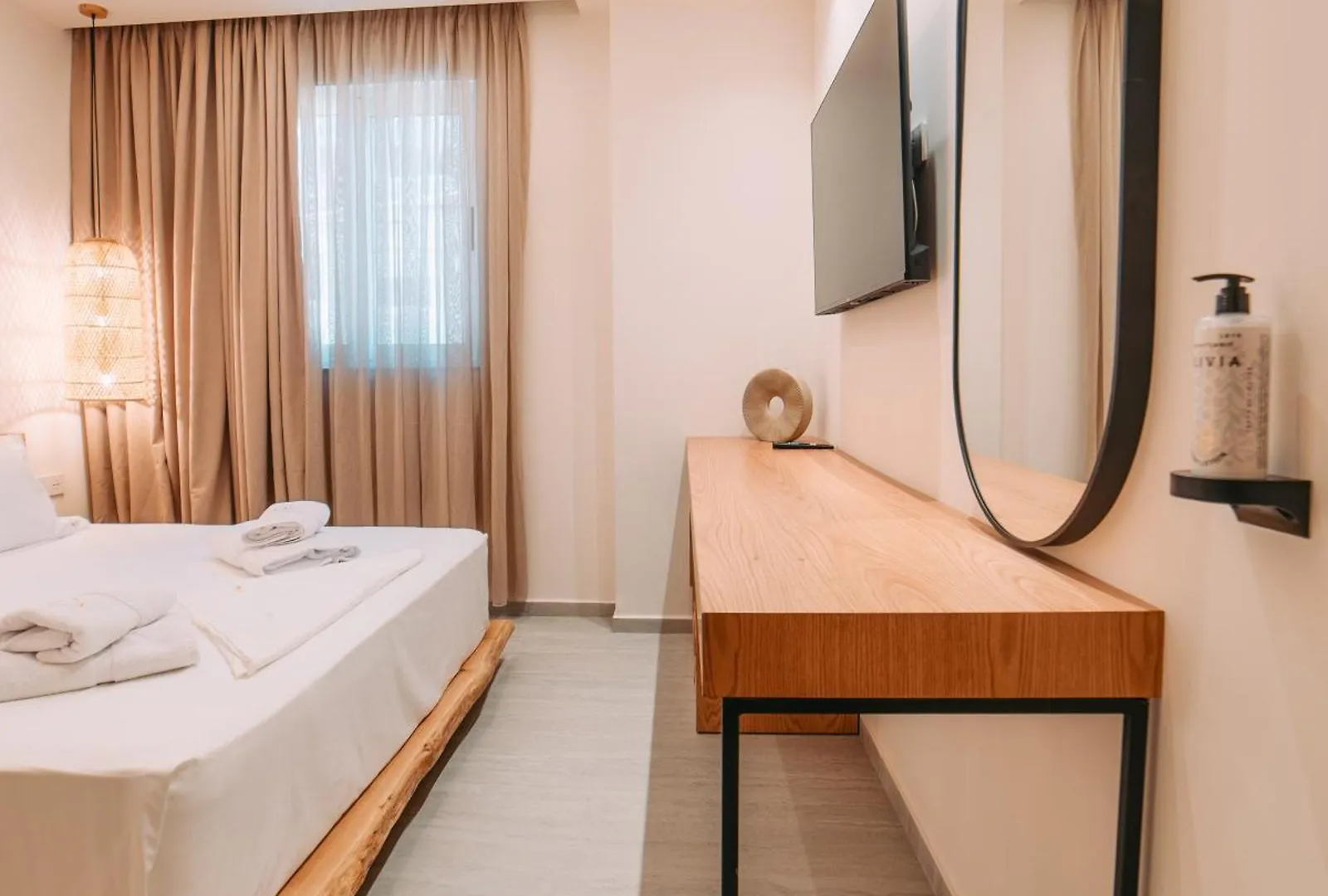 Elar Hotel Sarandë 4*,